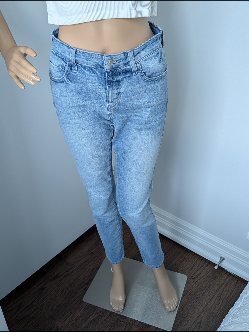 Guess Jeans Sexy Curve Light Wash High-Rise Skinny Jeans